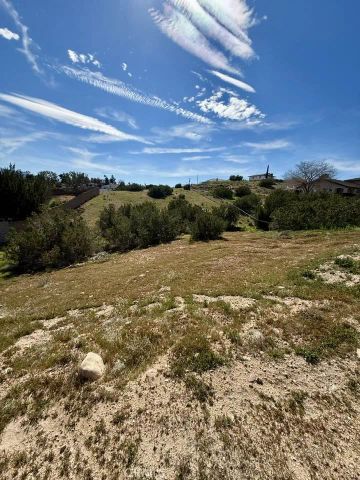 39833319 Plumas, Hesperia, CA 92345