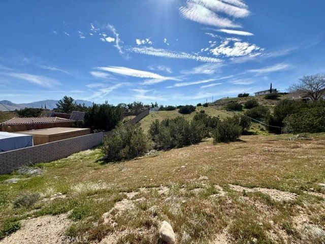 39833319 Plumas, Hesperia, CA 92345