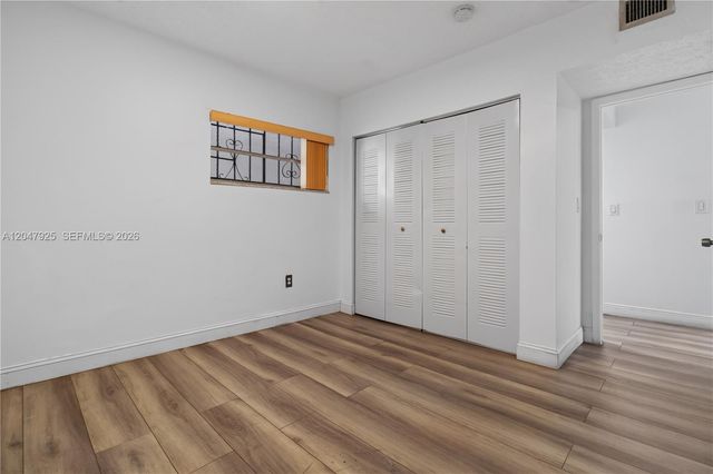 6070 W 18th Ave 209, Hialeah, FL 33012