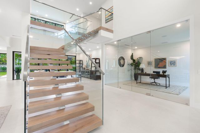 2406 NE 13th Court, Fort Lauderdale, FL 33304
