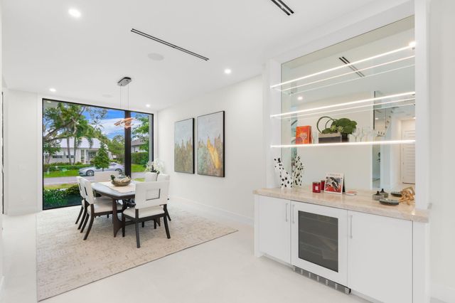 2406 NE 13th Court, Fort Lauderdale, FL 33304