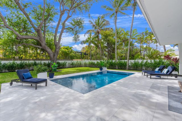 2406 NE 13th Court, Fort Lauderdale, FL 33304