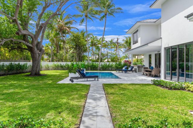 2406 NE 13th Court, Fort Lauderdale, FL 33304