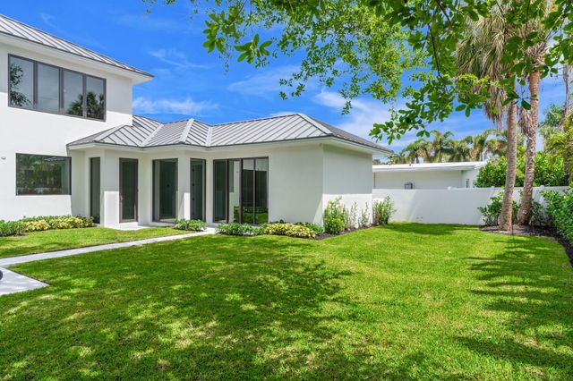 2406 NE 13th Court, Fort Lauderdale, FL 33304