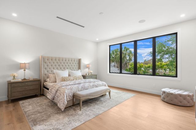 2406 NE 13th Court, Fort Lauderdale, FL 33304