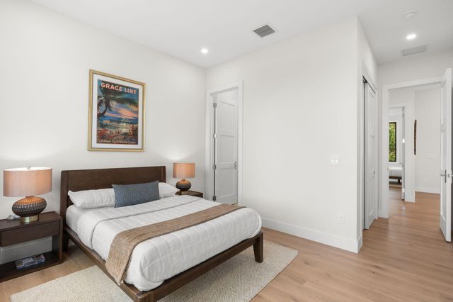 2406 NE 13th Court, Fort Lauderdale, FL 33304