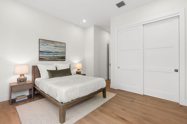 2406 NE 13th Court, Fort Lauderdale, FL 33304