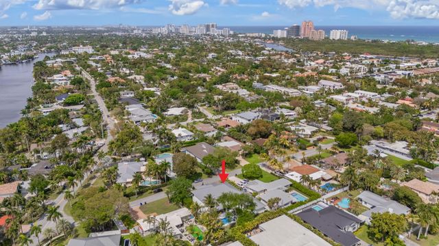 2406 NE 13th Court, Fort Lauderdale, FL 33304