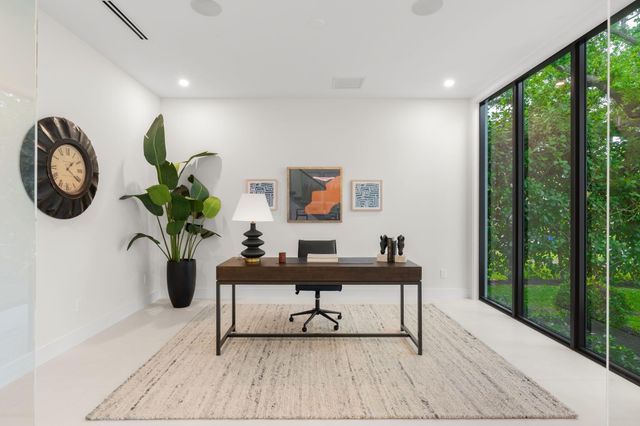 2406 NE 13th Court, Fort Lauderdale, FL 33304