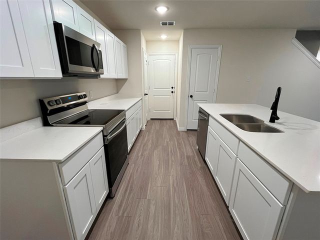 106 Doma Avenue, Greenville, TX 75402