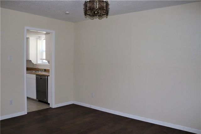 6319 Walraven Circle, Fort Worth, TX 76133