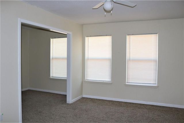 6319 Walraven Circle, Fort Worth, TX 76133