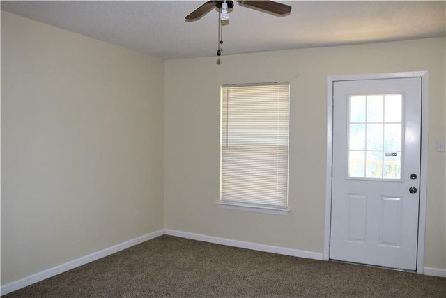 6319 Walraven Circle, Fort Worth, TX 76133