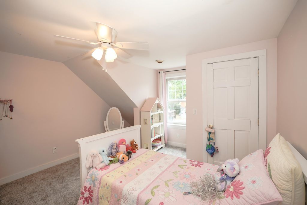 Image 24 of property listing at 12 Lamprey Terrace, Hampton, NH 03842