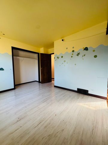 416 E North Broadway Street, Lombard, IL 60148