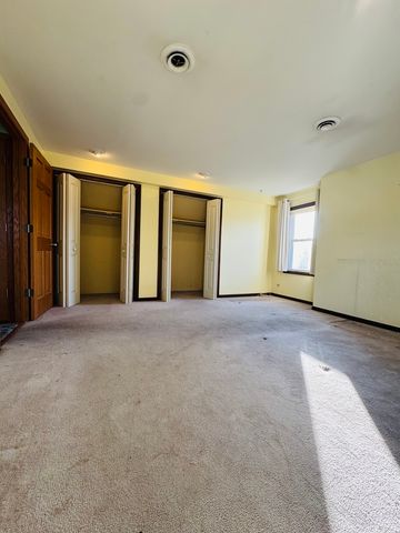 416 E North Broadway Street, Lombard, IL 60148