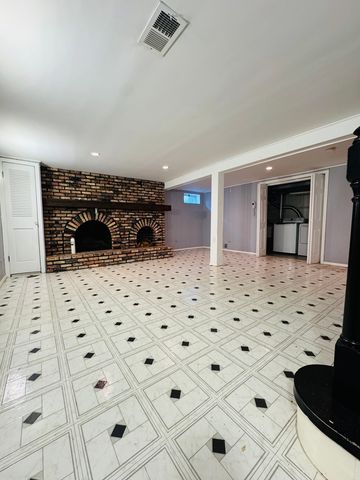 416 E North Broadway Street, Lombard, IL 60148