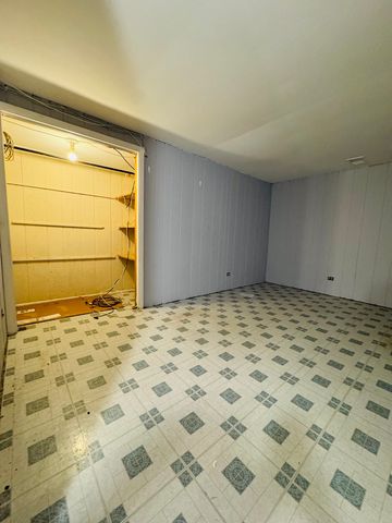 416 E North Broadway Street, Lombard, IL 60148