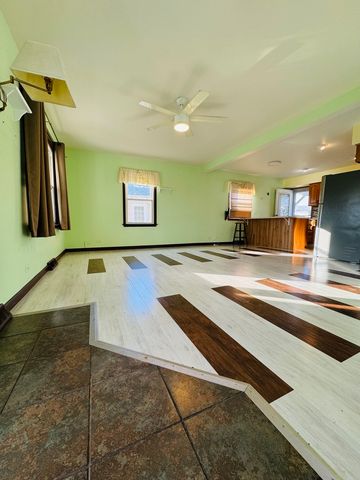 416 E North Broadway Street, Lombard, IL 60148