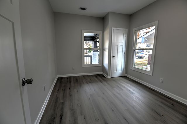 126 Devonia Avenue, Lexington, KY 40505