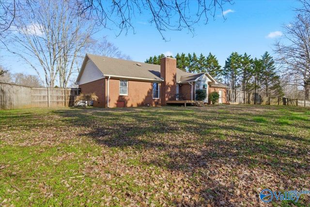 104 Lindsey Lane, Hazel Green, AL 35750