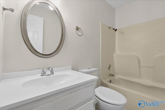 104 Lindsey Lane, Hazel Green, AL 35750