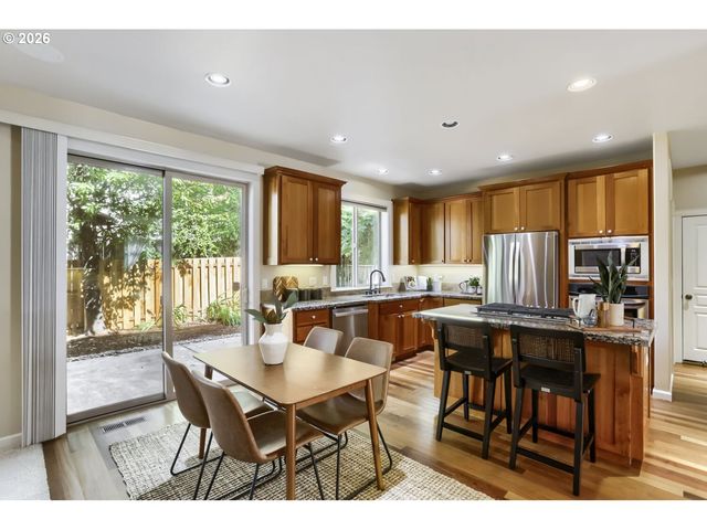 13109 Se SNOWFIRE Dr, Happy Valley, OR 97086