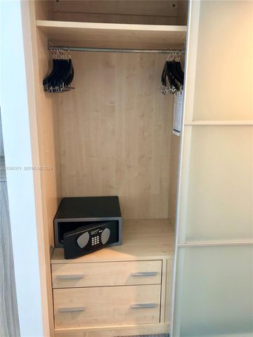 18683 Collins Avenue 1907, Sunny Isles Beach, FL 33160