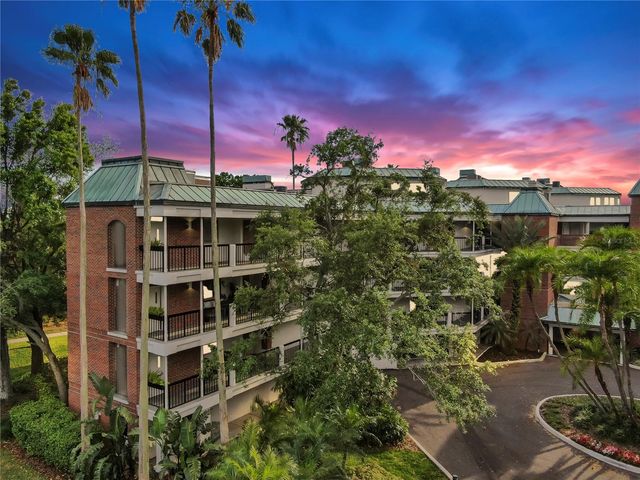 919 SEDDON COVE WAY 919, Tampa, FL 33602