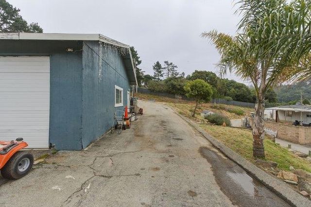 5925 Briarcliff Terrace, Watsonville, CA 95076