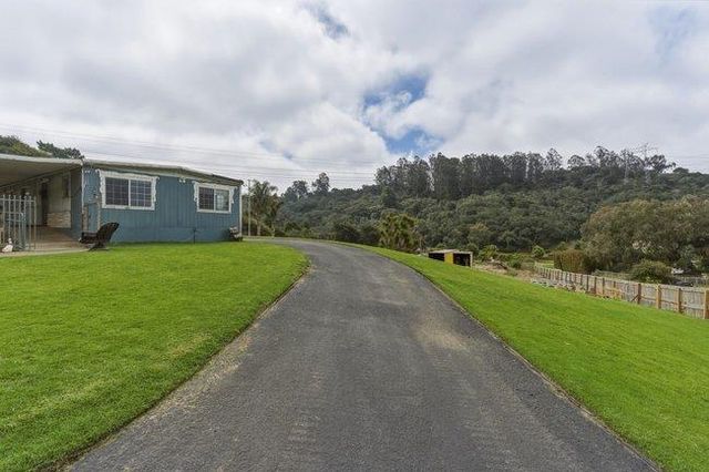 5925 Briarcliff Terrace, Watsonville, CA 95076