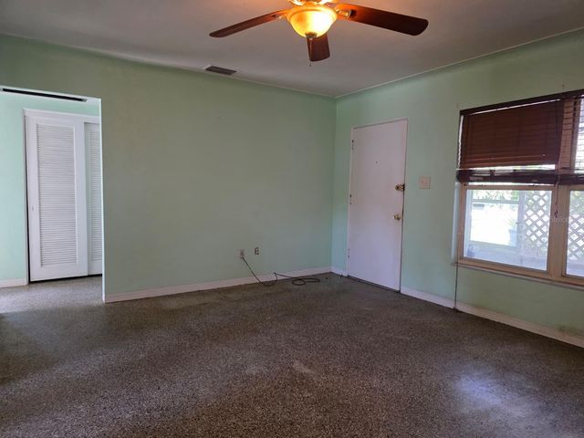 2015 58TH STREET S, Gulfport, FL 33707
