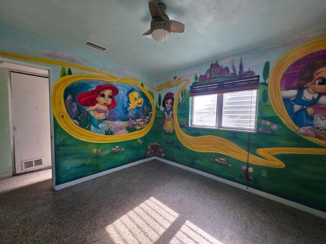 2015 58TH STREET S, Gulfport, FL 33707