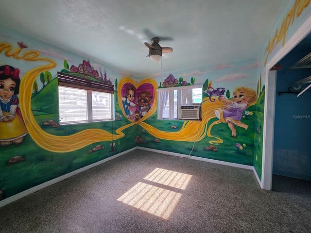 2015 58TH STREET S, Gulfport, FL 33707
