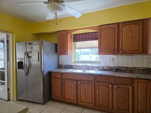 2015 58TH STREET S, Gulfport, FL 33707