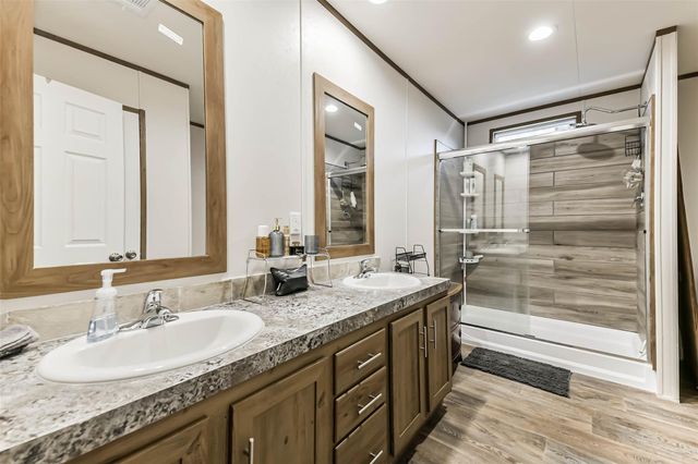 17700 Fregia Road, Hull, TX 77564