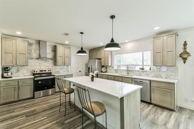 17700 Fregia Road, Hull, TX 77564