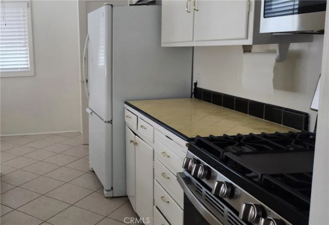 15816 Hart, Van Nuys, CA 91406