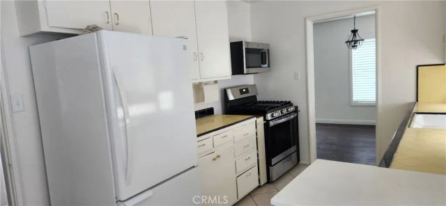 15816 Hart, Van Nuys, CA 91406