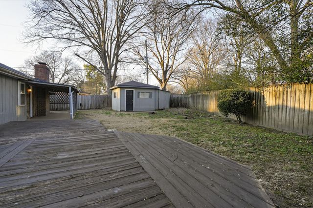 5070 QUINCE RD, Memphis, TN 38117