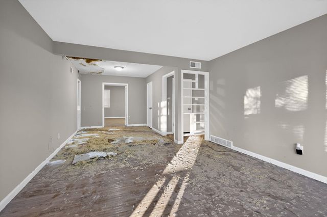 5070 QUINCE RD, Memphis, TN 38117