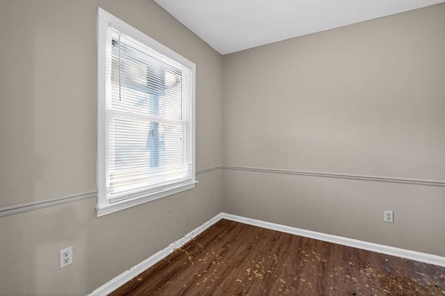 5070 QUINCE RD, Memphis, TN 38117