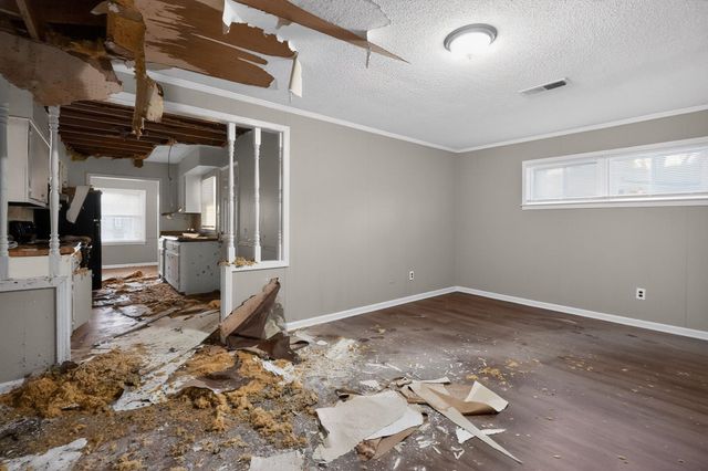 5070 QUINCE RD, Memphis, TN 38117