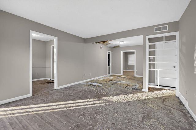 5070 QUINCE RD, Memphis, TN 38117