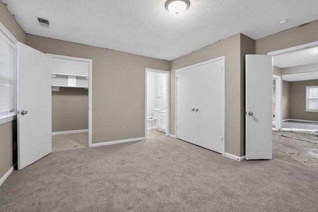 5070 QUINCE RD, Memphis, TN 38117