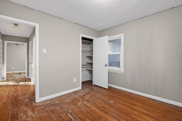 5070 QUINCE RD, Memphis, TN 38117