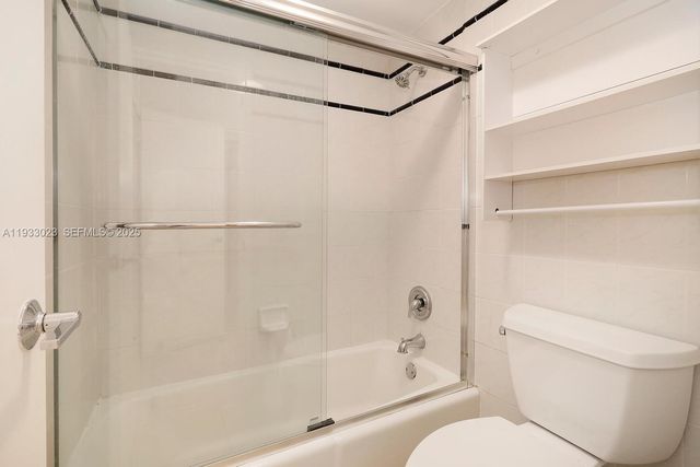 100 Lincoln Rd 330, Miami Beach, FL 33139