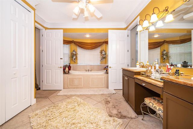 5948 LAKEVILLE ROAD, Orlando, FL 32818