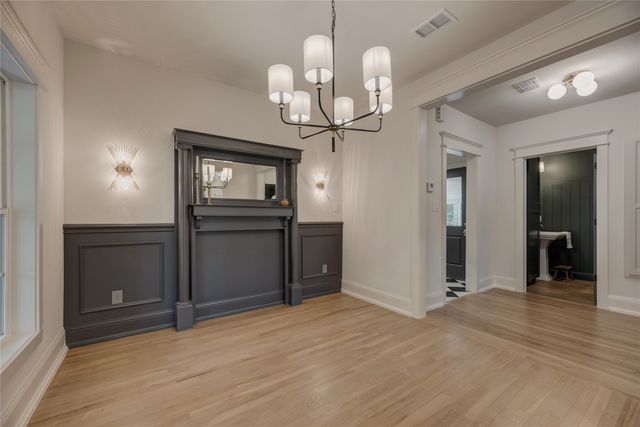 300 E Division Street, Pilot Point, TX 76258