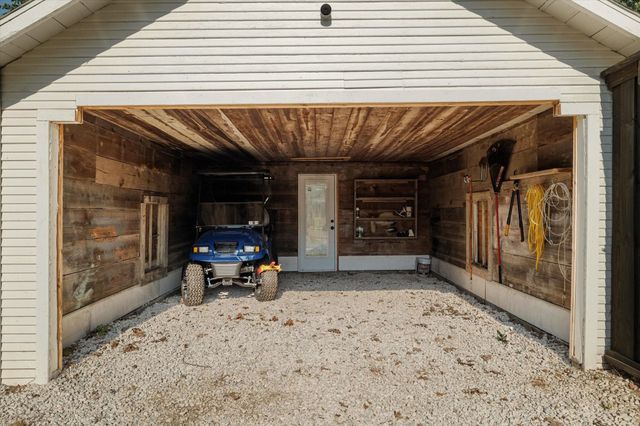 300 E Division Street, Pilot Point, TX 76258